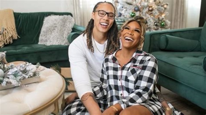 Everything You Need to Know About Brittney Griners Mother ·