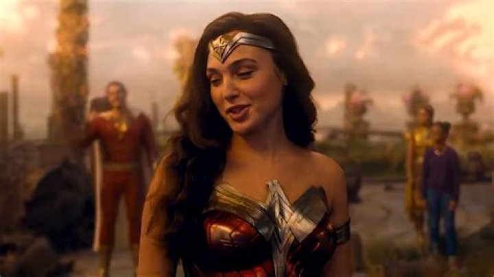 How Tall is the Star Trek and Wonder Woman Actor?