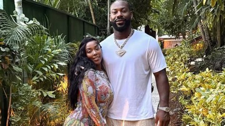 Kash Doll's Boyfriend Reacts To Drake Hug