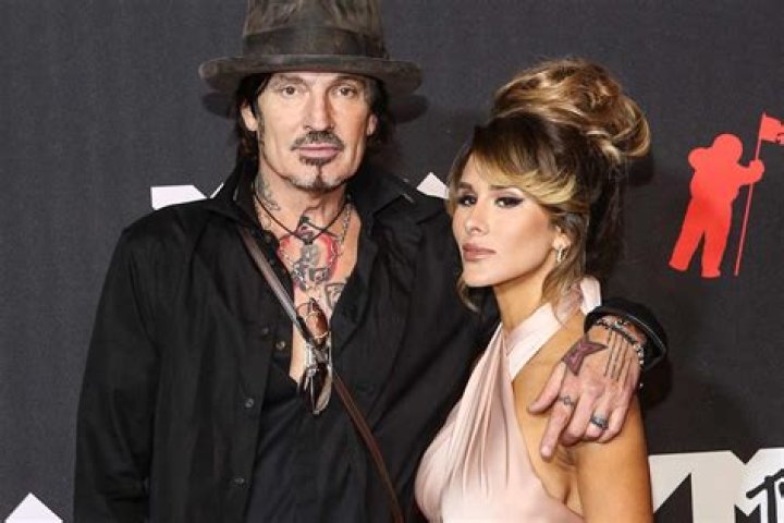 Revealing the Intriguing Aspects of Her Life, Marriage to Tommy Chong, and Net Worth ·