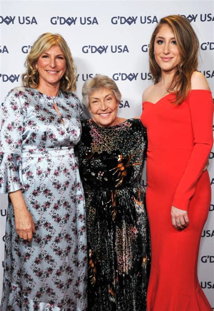 Traci Wald Donat, Helen Reddy's daughter. ·